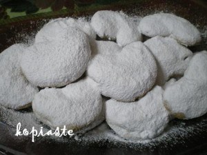 kourabiedes-served