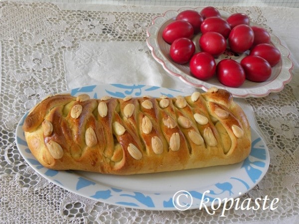 Braided Tsoureki 2