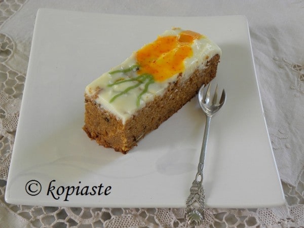 Carrot cake with Lemon Frosting