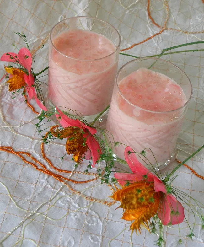 ρυζόγαλο ροζ με τριαντάφυλλο εικόνα