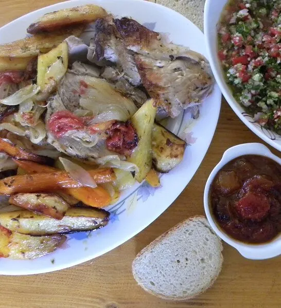 Αρνί ή κατσίκι ψητό στο φούρνο