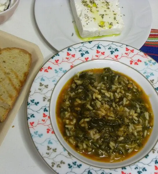 Σπανακόρυζο