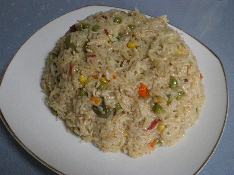 ρύζι με λαχανικά εικόνα