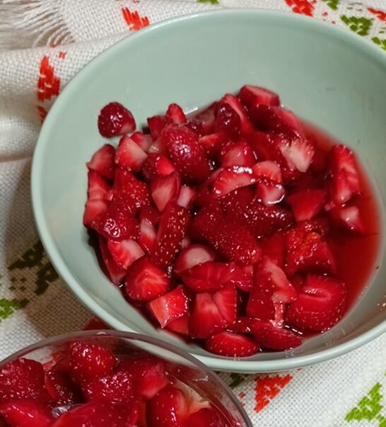 Εμποτισμένες Φράουλες με Κονιάκ