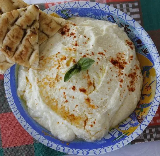 Τυροκαυτερή και Επίσκεψη στη Βαρβάκειο