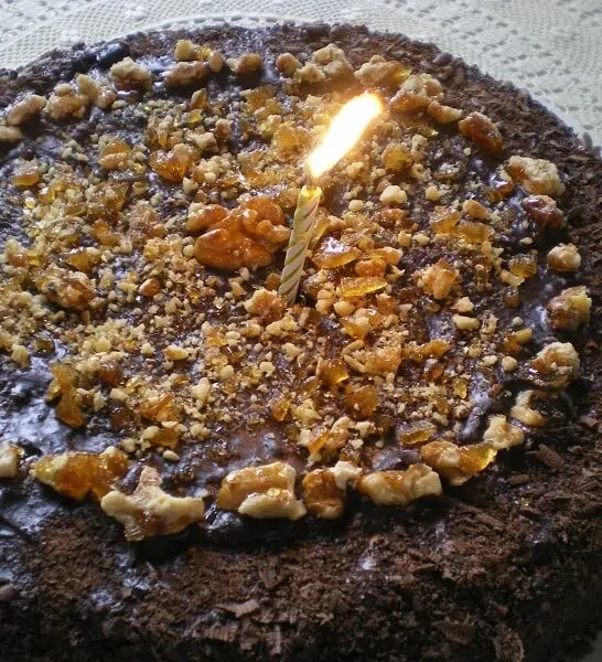 Νηστίσιμη Τούρτα Σοκολάτας με Κρέμα Κάστανου