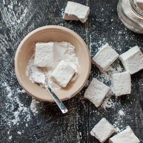 Homemade marshmallows image.