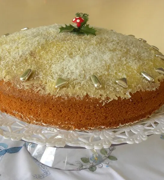 Βασιλόπιτα με Βουτυρόκρεμα Λεμονάτη