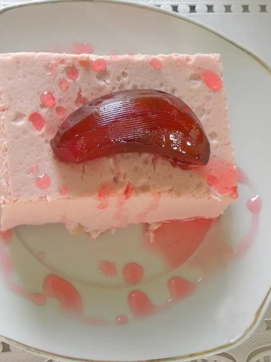 Μους Γιαουρτιού με Ρόδι