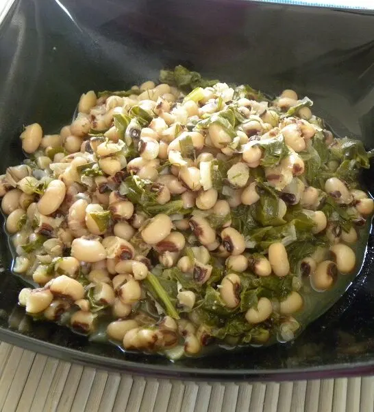 &Lambda;&omicron;&upsilon;&beta;ί (&mu;&alpha;&upsilon;&rho;&omicron;&mu;&mu;ά&tau;&iota;&kappa;ά) &xi;&epsilon;&rho;ό &mu;&epsilon; &lambda;ά&chi;&alpha;&nu;&alpha;