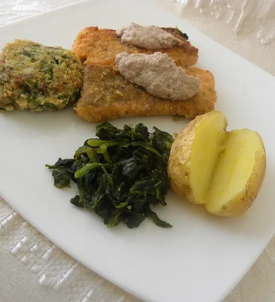 Παναρισμένος Σολομός με Μοσχολέμονο, Άνηθο και Σκόρδο & Σωταρισμένο Σπανάκι με Πορτοκάλι