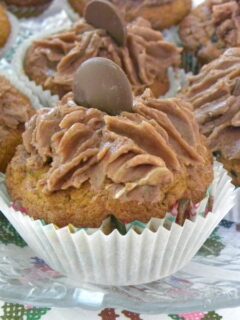 Μάφινς γλυκοκολοκύθας με βουτυρώκρεμα χαρουπιού φωτογραφία