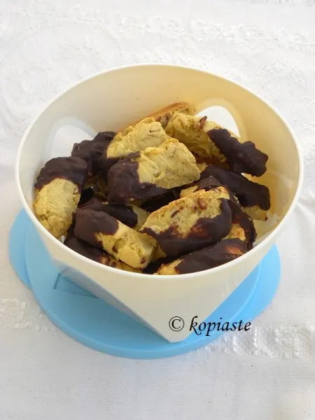 ladokouloura bananas me sokolata