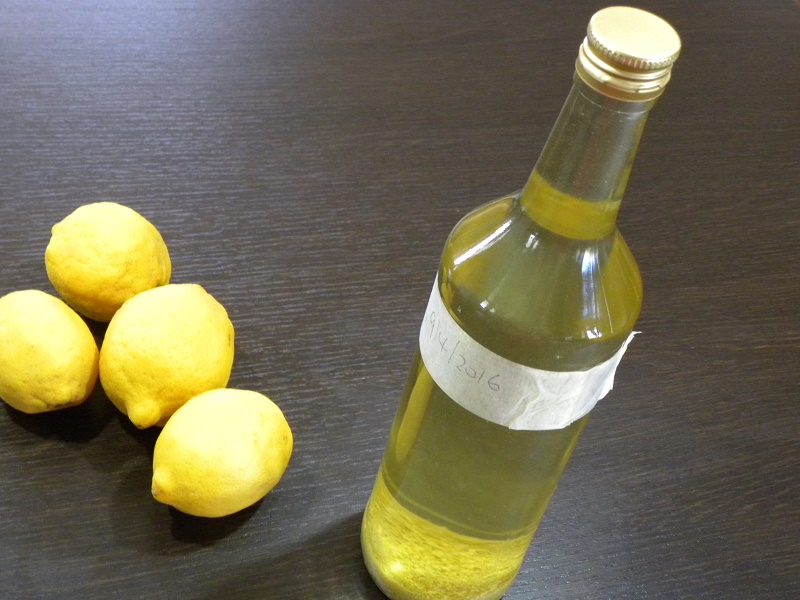 Λιμοντσέλο με ξύσμα λεμονιού εικόνα
