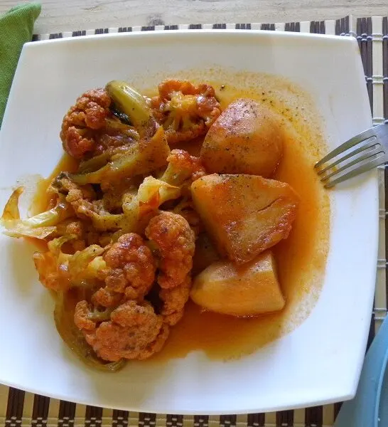 Κουνουπίδι Καπαμάς με Πατάτες