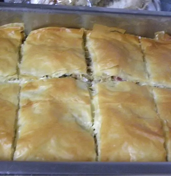 Πίτα Γαλοπούλας Καρμπονάρα με Περισσεύματά