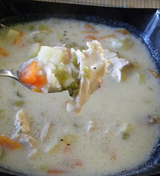 Κοτόσουπα Αυγολέμονο με Λαχανικά