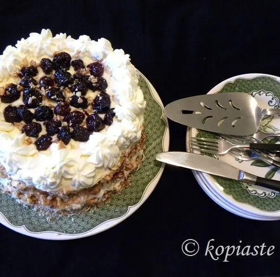 Τούρτα με Λευκή Σοκολάτα, Κρεμώδες Τυρί, Κεράσι και Παστέλι