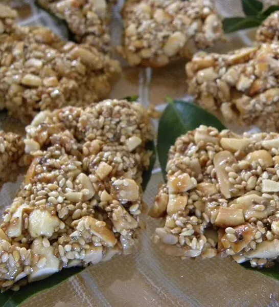 Παστέλλι με Σουσάμι και Φυστίκια