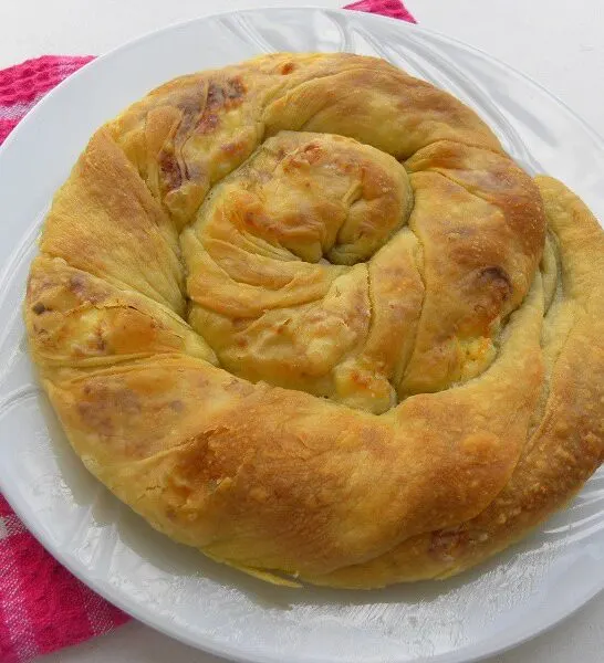 Σπιτική Τυρόπιτα Στριφτή