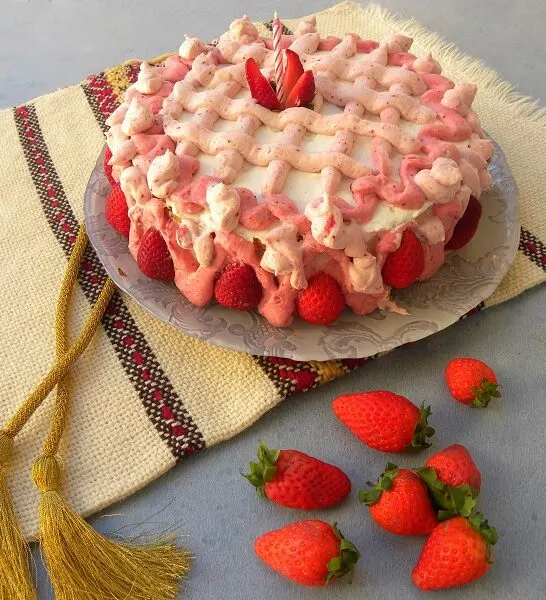 &Tau;&omicron;ύ&rho;&tau;&alpha; &Mu;&pi;&alpha;&beta;&alpha;&rho;&omicron;&upsilon;ά&zeta; &Phi;&rho;ά&omicron;&upsilon;&lambda;&alpha;&sigmaf;