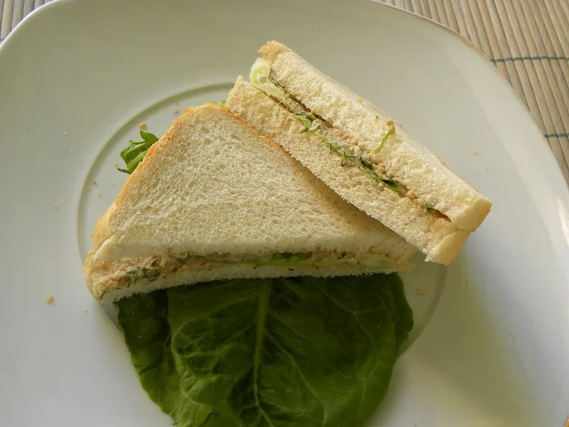 σάντουιτς με τοννοσαλάτα εικόνα