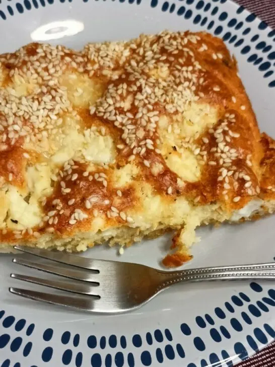 Πανεύκολη Τυρόπιτα (Αλευρόπιτα) σε 10 λεπτά