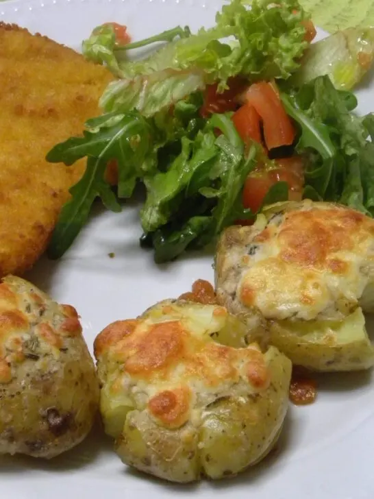 Εύκολες και Νόστιμες Πατάτες Σπαστές