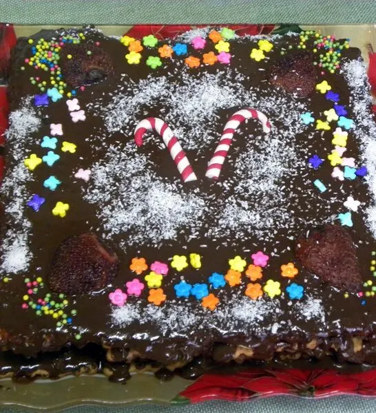 Εύκολο Σοκολατένιο Γλυκό Ψυγείου με Μπανάνα