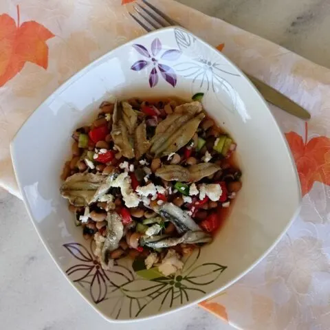 &Sigma;&alpha;&lambda;ά&tau;&alpha; &Mu;&alpha;&upsilon;&rho;&omicron;&mu;&mu;ά&tau;&iota;&kappa;&alpha; &epsilon;&iota;&kappa;ό&nu;&alpha;