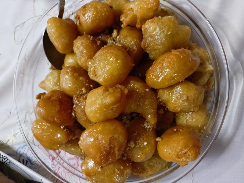 &Gamma;&lambda;&alpha;&sigma;&alpha;&rho;&iota;&sigma;&mu;έ&nu;&alpha; &Kappa;ά&sigma;&tau;&alpha;&nu;&alpha; &epsilon;&iota;&kappa;ό&nu;&alpha;