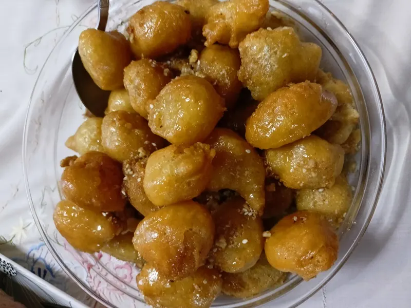 &Gamma;&lambda;&alpha;&sigma;&alpha;&rho;&iota;&sigma;&mu;έ&nu;&alpha; &Kappa;ά&sigma;&tau;&alpha;&nu;&alpha; &epsilon;&iota;&kappa;ό&nu;&alpha;