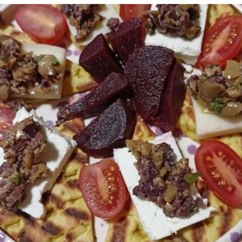 &epsilon;&pi;ί&tau;&upsilon;&rho;&omicron;&nu; &sigma;&epsilon;&rho;&beta;&iota;&rho;&iota;&sigma;&mu;έ&nu;&omicron; &pi;ά&nu;&omega; &sigma;&epsilon; &pi;ί&tau;&alpha; &epsilon;&iota;&kappa;ό&nu;&alpha;