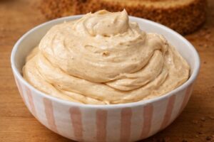 &Nu;ό&sigma;&tau;&iota;&mu;&eta; &Kappa;&rho;έ&mu;&alpha; &mu;&epsilon; &Nu;&tau;&omicron;ύ&lambda;&tau;&sigma;&epsilon; &nu;&tau;&epsilon; &Lambda;έ&tau;&sigma;&epsilon; &kappa;&alpha;&iota; &Phi;&upsilon;&sigma;&tau;&iota;&kappa;&omicron;&beta;&omicron;ύ&tau;&upsilon;&rho;&omicron; &epsilon;&iota;&kappa;ό&nu;&alpha;