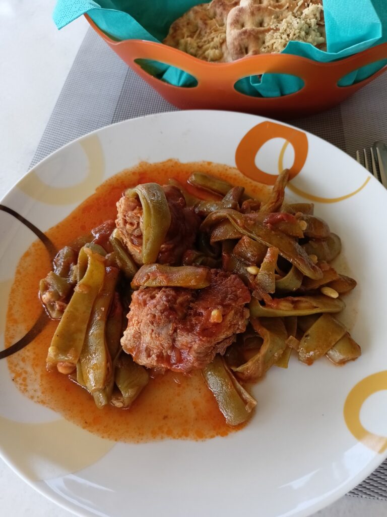 αρνάκι με φασολάκια εικόνα